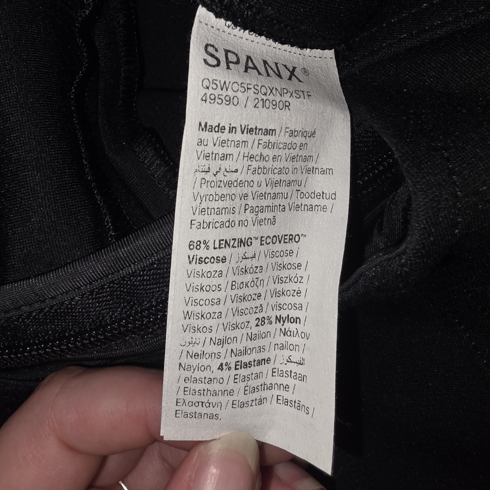 NWT Spanx Jumpsuit Size S Black - Picture 4 of 10